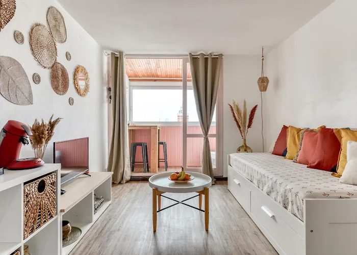 Vue Dégagée à 300m Môle Wi-fi Clim - Ménage, Linge Inclus Appartamento *